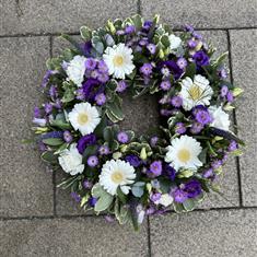 Lilac And White Wreath Ring 